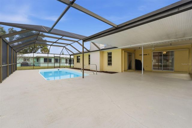 285 LORRAINE AVENUE, Venice, FL 34293