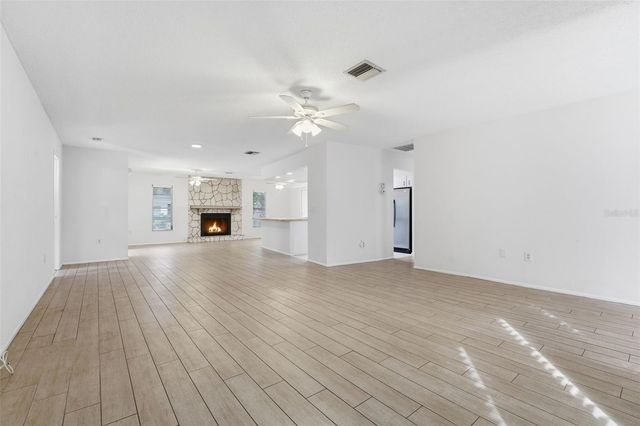 285 LORRAINE AVENUE, Venice, FL 34293