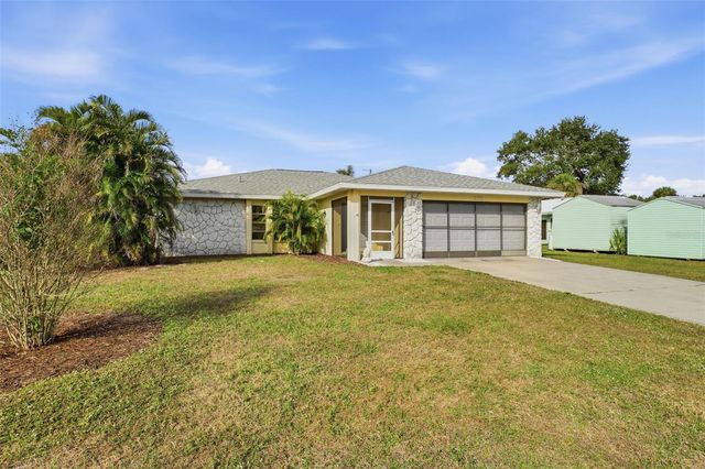 285 LORRAINE AVENUE, Venice, FL 34293