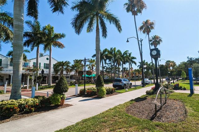 285 LORRAINE AVENUE, Venice, FL 34293