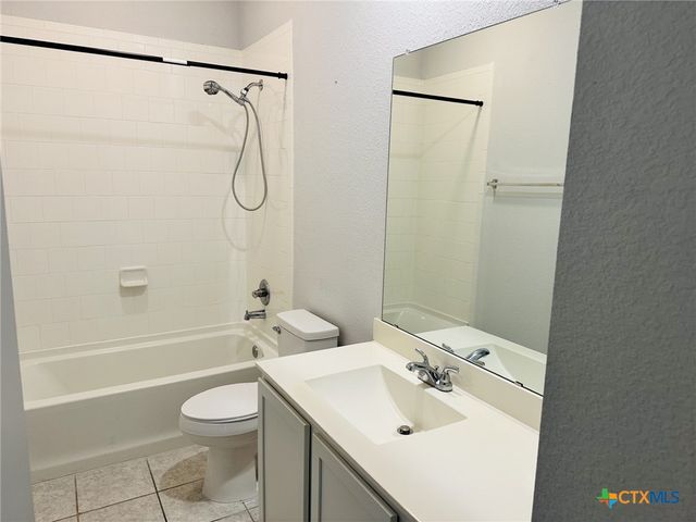 8907 Ladbroke Grove, Converse, TX 78109