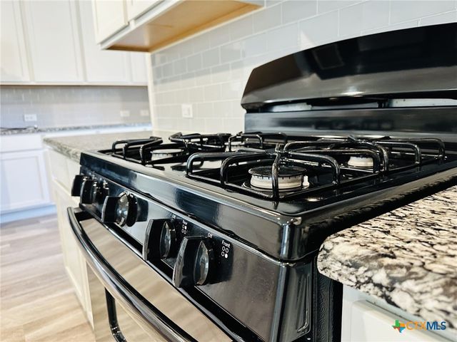 8907 Ladbroke Grove, Converse, TX 78109
