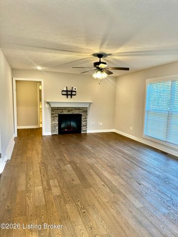 305 Butterfield Dr, Elizabethtown, KY 42701