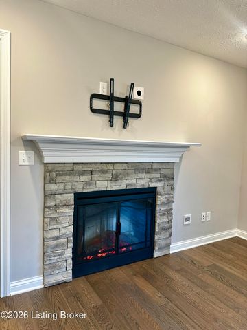 305 Butterfield Dr, Elizabethtown, KY 42701