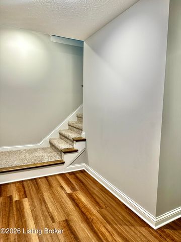 305 Butterfield Dr, Elizabethtown, KY 42701