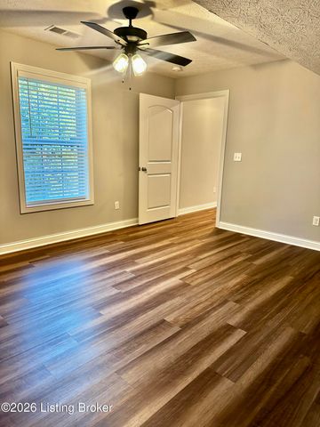 305 Butterfield Dr, Elizabethtown, KY 42701