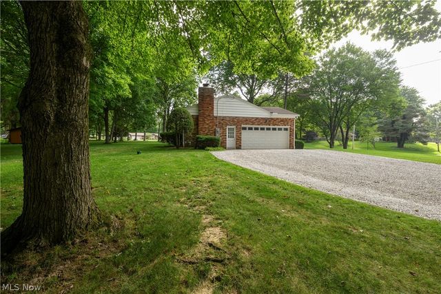 3820 Valley Drive, Norton, OH 44203