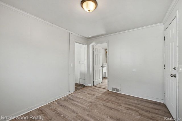 7528 Hudson Avenue, Warren, MI 48091