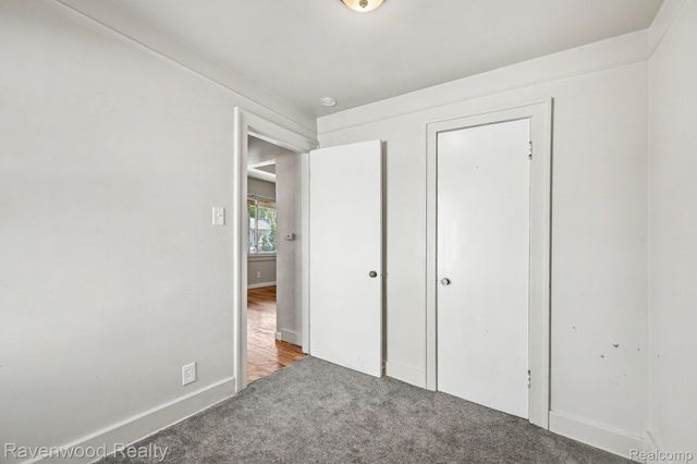 7528 Hudson Avenue, Warren, MI 48091