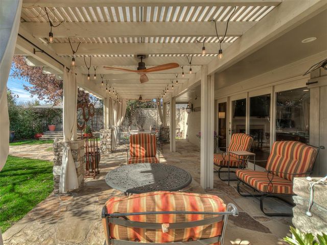 2324 NW 57th Street, Oklahoma City, OK 73112