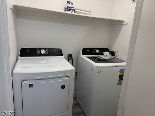 5250 Mission Carmel Lane 103, Las Vegas, NV 89107