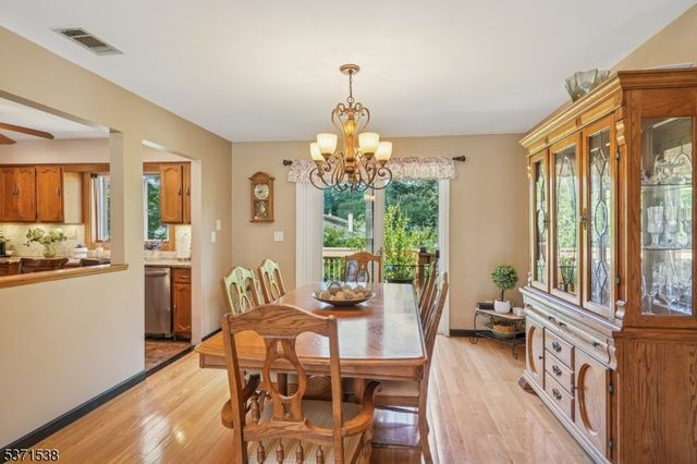 115 Durban Ave, Hopatcong Boro, NJ 07843