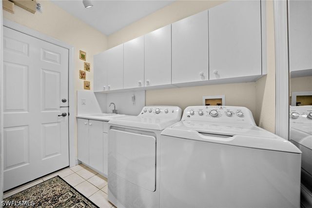 973 Tierra Lago WAY, Naples, FL 34119