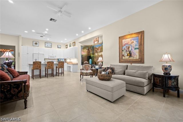 973 Tierra Lago WAY, Naples, FL 34119