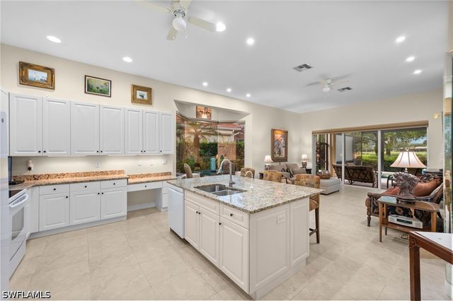 973 Tierra Lago WAY, Naples, FL 34119