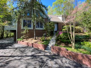 118 Mohawk Rd, Oak Ridge, TN 37830