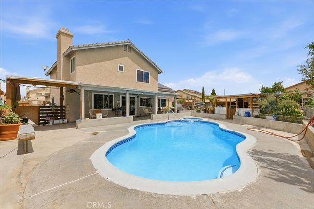 14459 Bailey Ct, Victorville, CA 92394