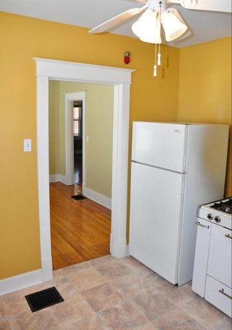 3829 Elmwood Ave, Louisville, KY 40207