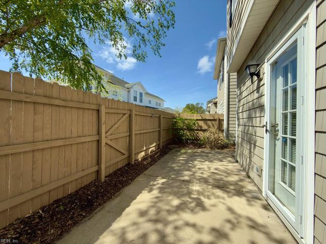 5313 Tamworth PL, Virginia Beach, VA 23455