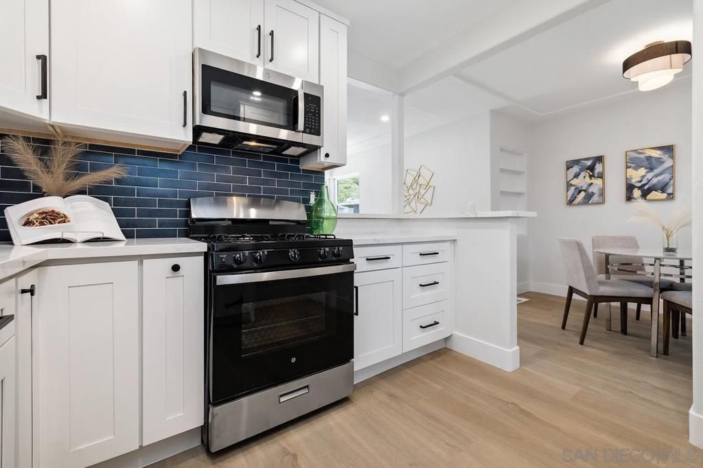 Image 10 of property listing at 5228 San Bernardo Terrace, San Diego, CA 92114