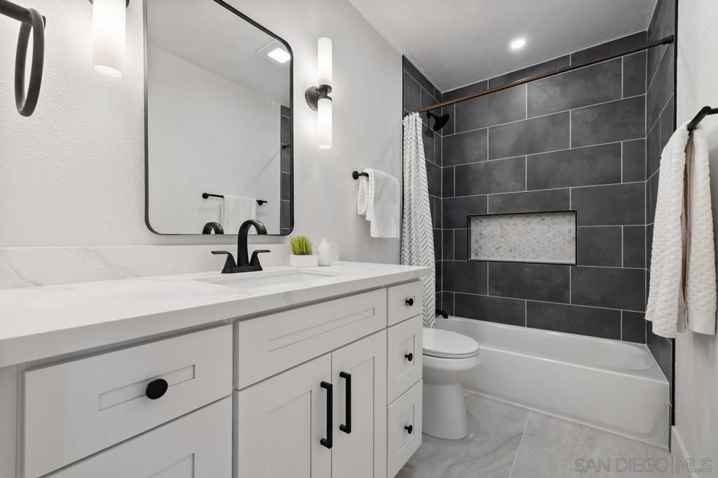 Image 20 of property listing at 5228 San Bernardo Terrace, San Diego, CA 92114