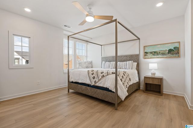 4842 SILAS AVENUE, Hoover, AL 35244