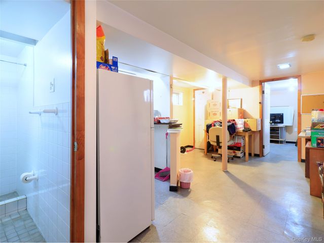 43-24 164 Street, Flushing, NY 11358