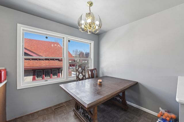 389 Roy Street N, Saint Paul, MN 55104