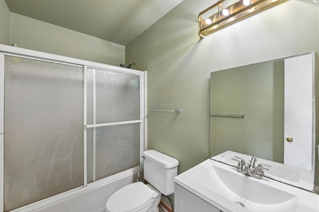 389 Roy Street N, Saint Paul, MN 55104