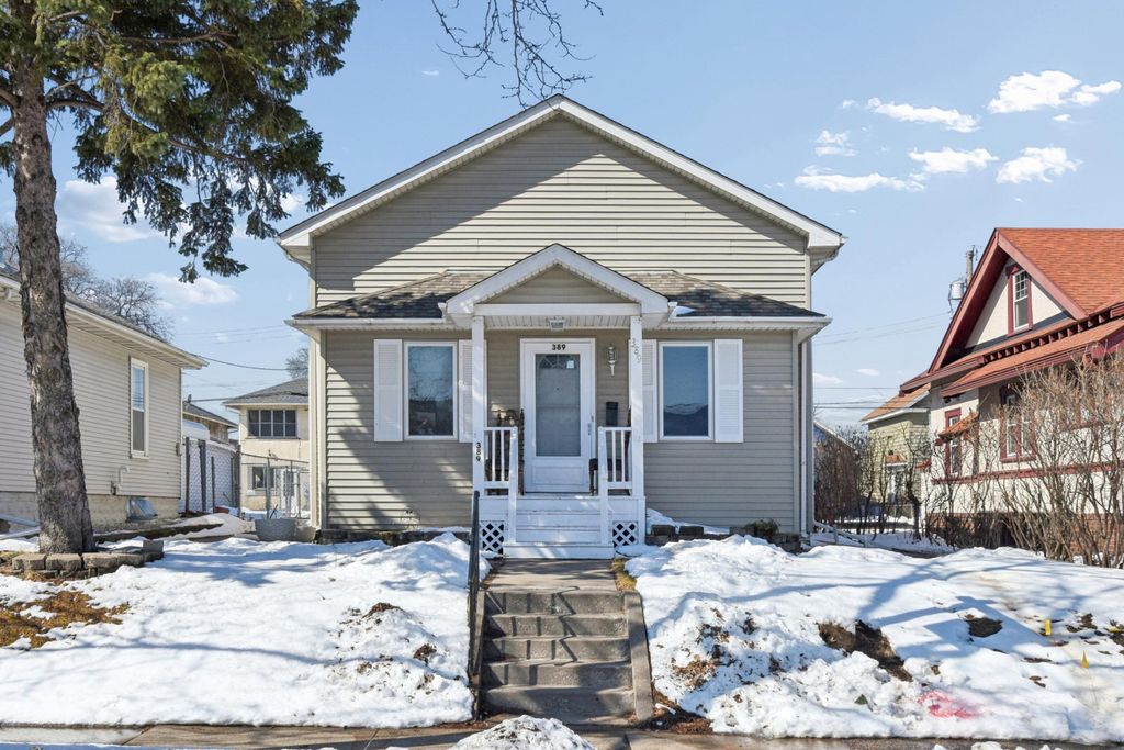 389 Roy Street N, Saint Paul, MN 55104