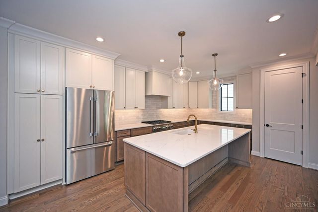 7408 Orchard Street, Columbia Twp, OH 45227