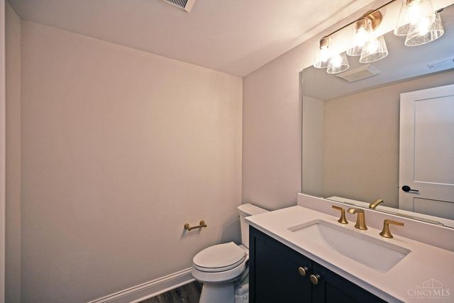 7408 Orchard Street, Columbia Twp, OH 45227