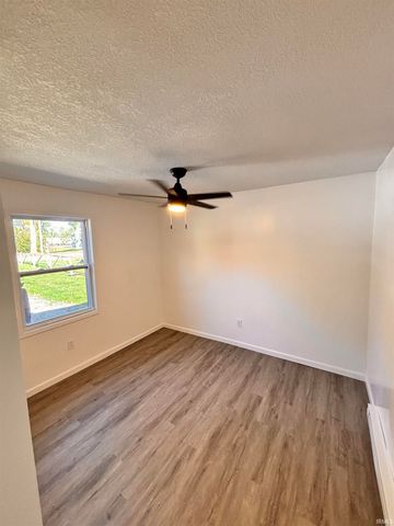 1003 W Quincy Street, Garrett, IN 46738