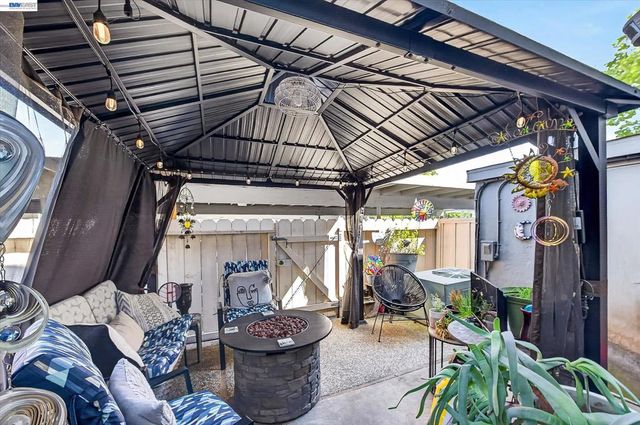 4416 Comanche Way, Pleasanton, CA 94588