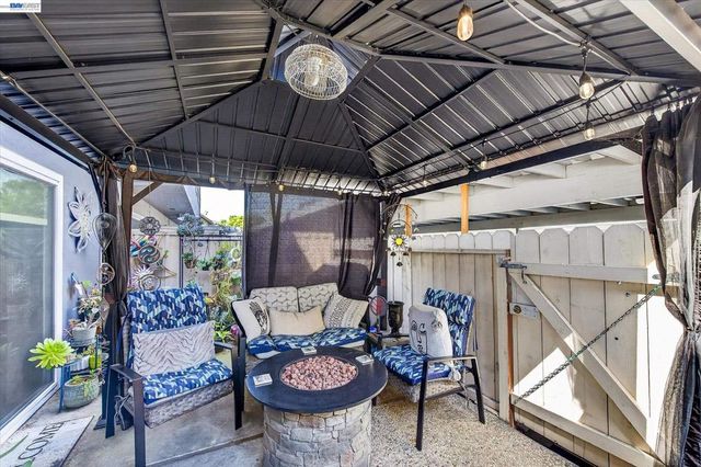 4416 Comanche Way, Pleasanton, CA 94588