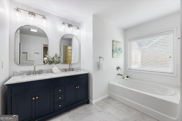 4160 Cedar Bridge Walk, Suwanee, GA 30024