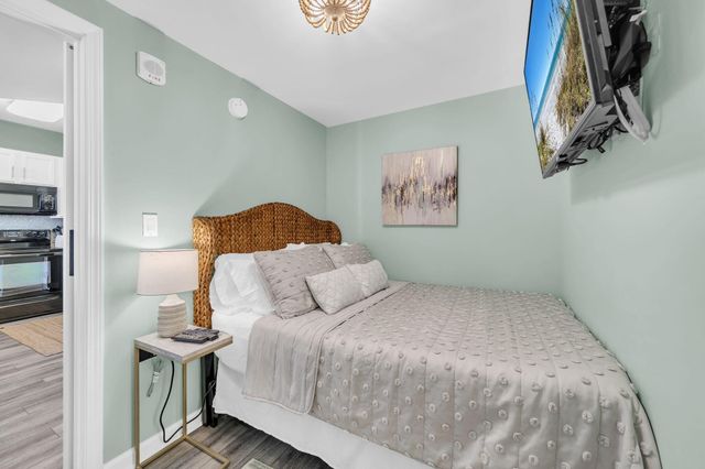 4203 Indian Bayou Trail UNIT 1703, Destin, FL 32541