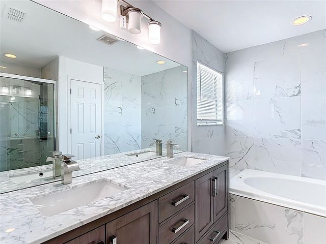 406 WILDFLOWER ROAD, Davenport, FL 33837