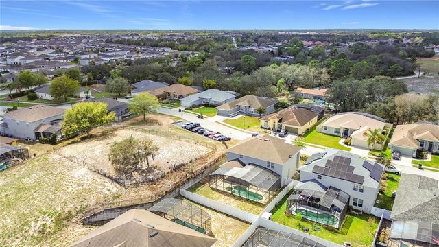 406 WILDFLOWER ROAD, Davenport, FL 33837