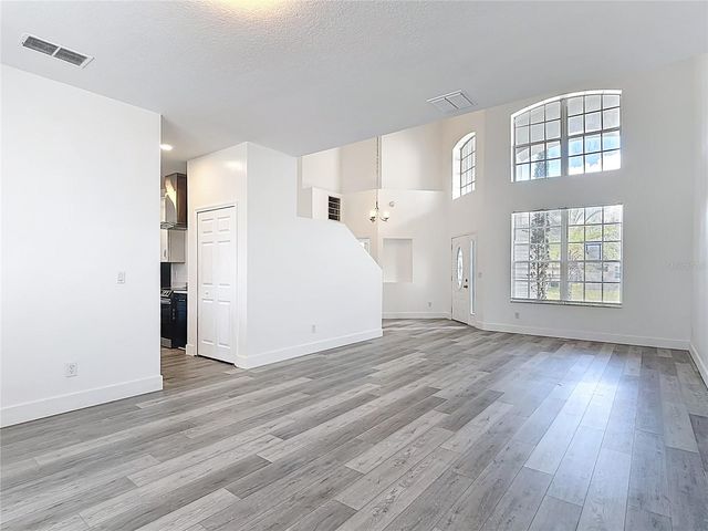 406 WILDFLOWER ROAD, Davenport, FL 33837