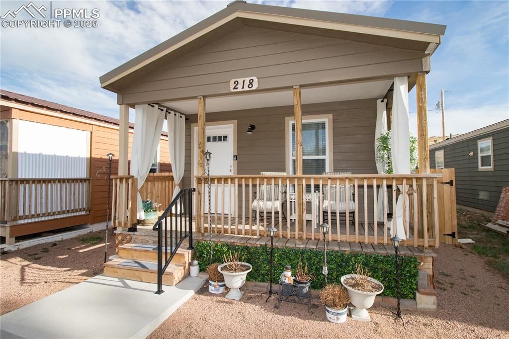 Image 1 of property listing at 218 W Thurlow Avenue, Cripple Creek, CO 80813