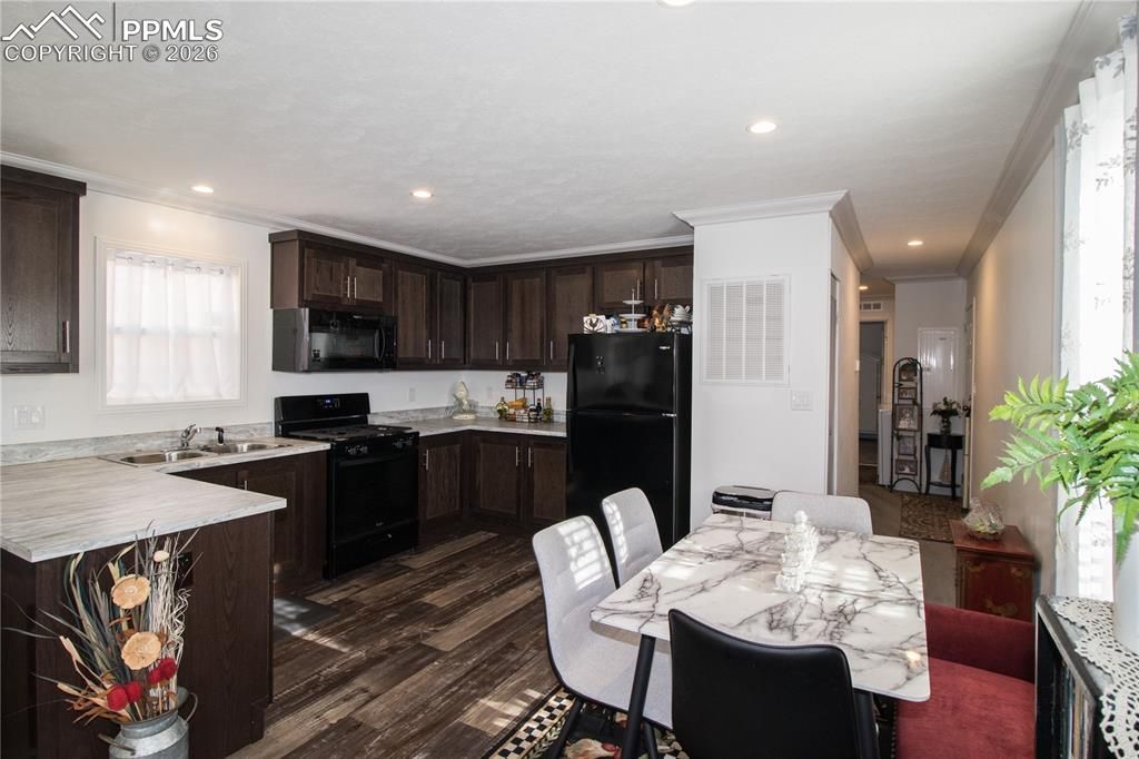 Image 7 of property listing at 218 W Thurlow Avenue, Cripple Creek, CO 80813