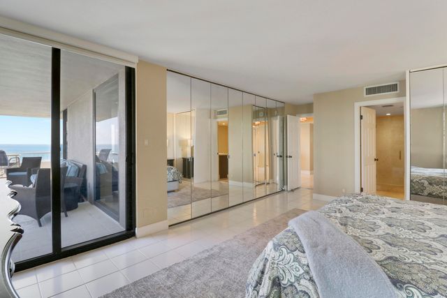 5510 N OCEAN Drive 4C, Singer Island, FL 33404