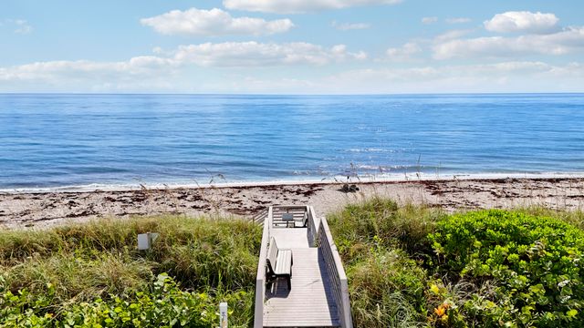 5510 N OCEAN Drive 4C, Singer Island, FL 33404