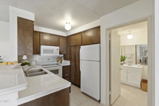 360 S Euclid Avenue 116, Pasadena, CA 91101