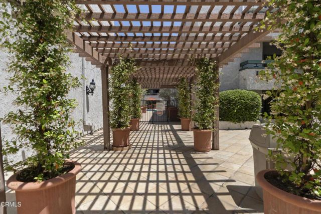 360 S Euclid Avenue 116, Pasadena, CA 91101