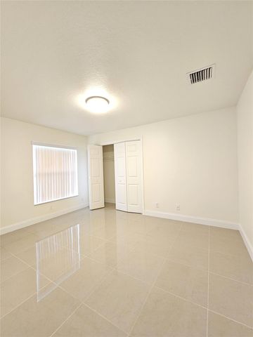 2282 SW Natema Rd, Port St Lucie, FL 34953