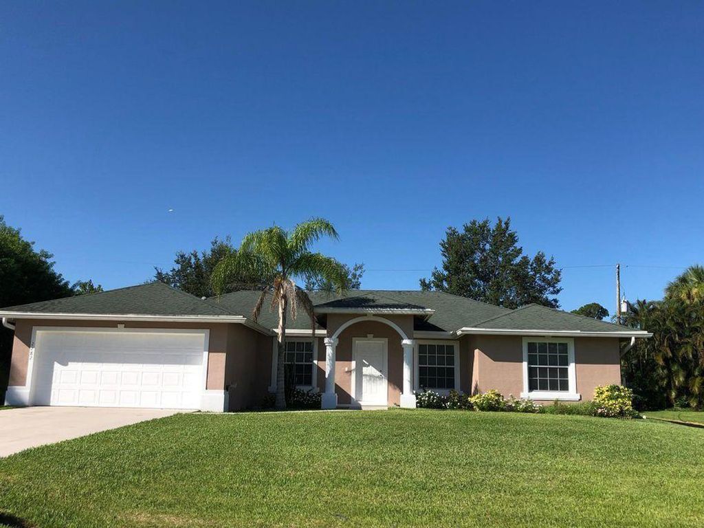 2282 SW Natema Rd, Port St Lucie, FL 34953