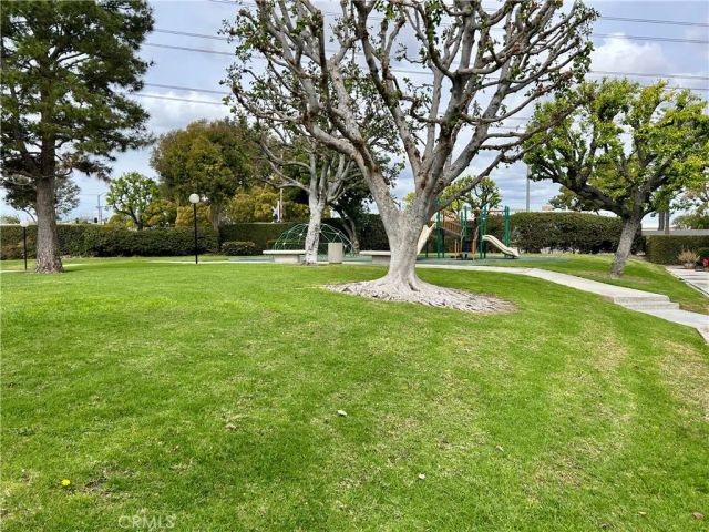 2910 Bradford Place, Santa Ana, CA 92707