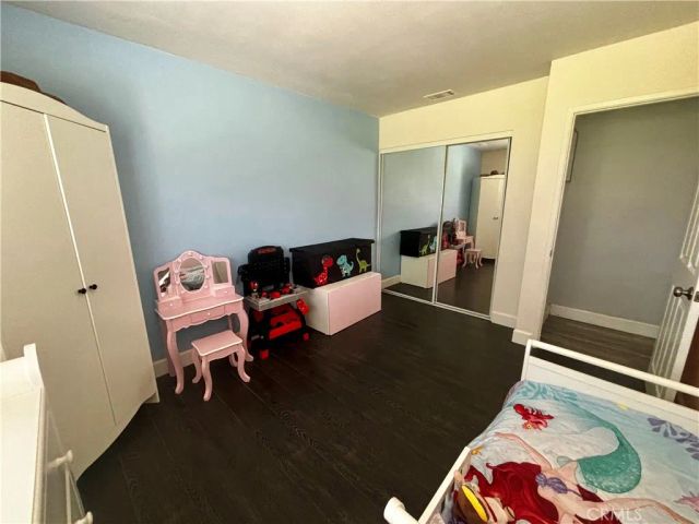 2910 Bradford Place, Santa Ana, CA 92707